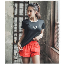 Load image into Gallery viewer, áo thun thể thao thời trang hàn quốc tập gym yoga và các môn thể thao QS09
